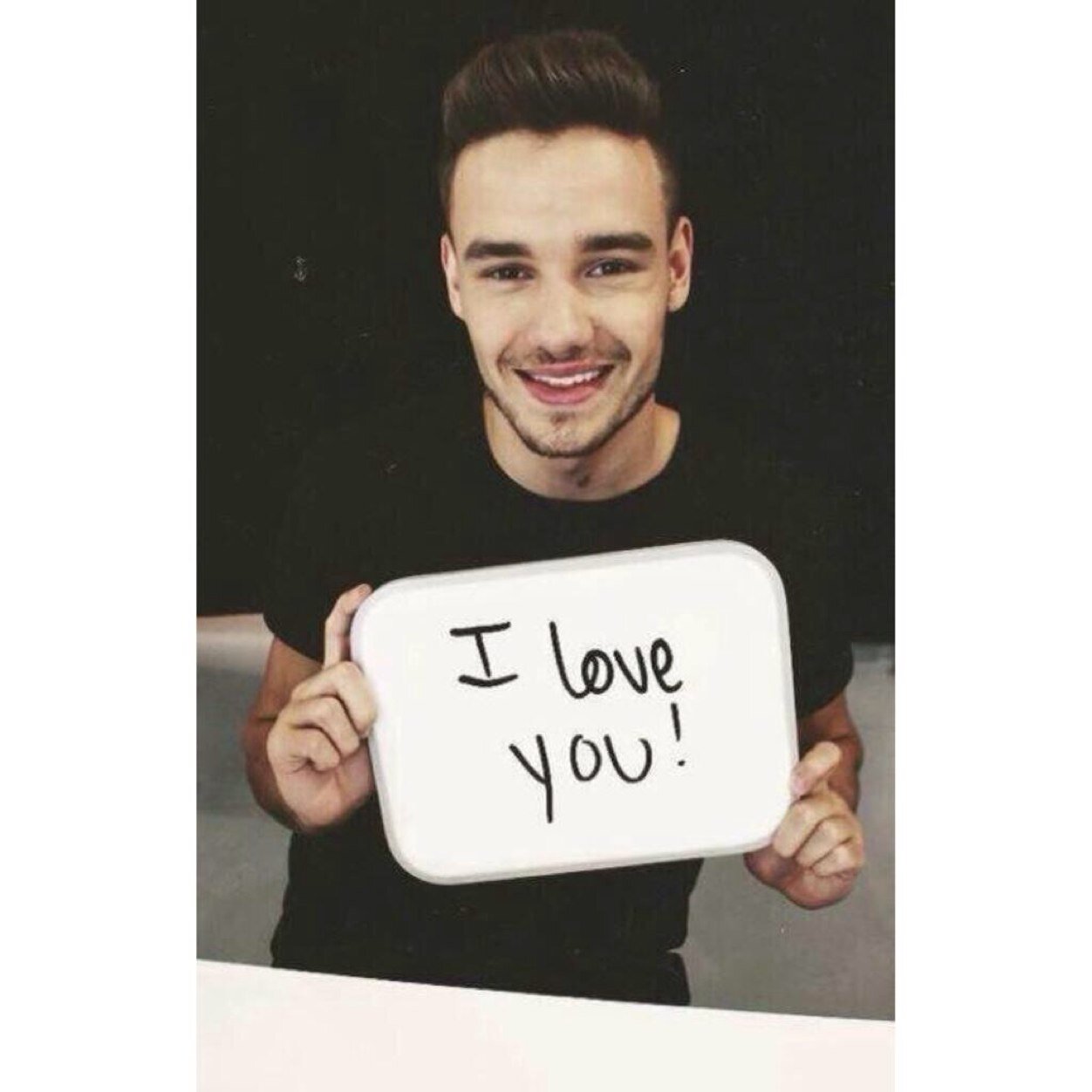hey sweetie! please follow @radicalouis :)