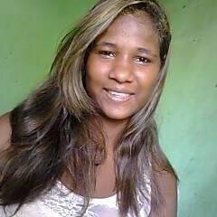 Diz que me odeia,mais não tira meu nome da boca.....