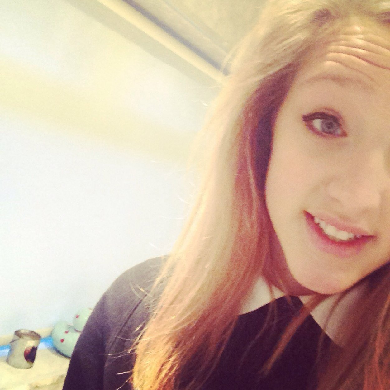 Hi follow me I follow back. Look at my pics to see what I look like. 14 and from Newcastle. Add on facebook Suzanne Wilson.
