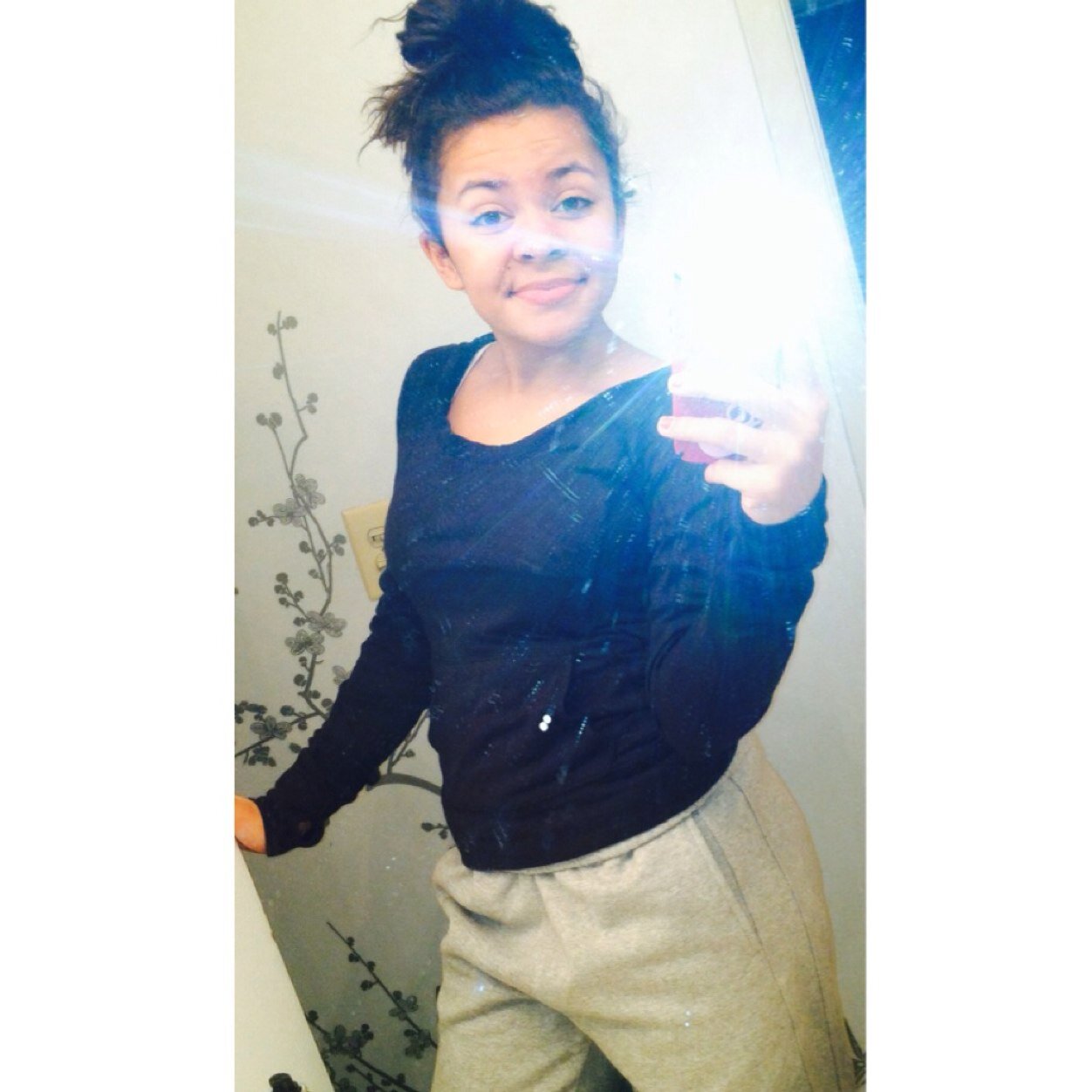 sophialogan0202's profile picture. 