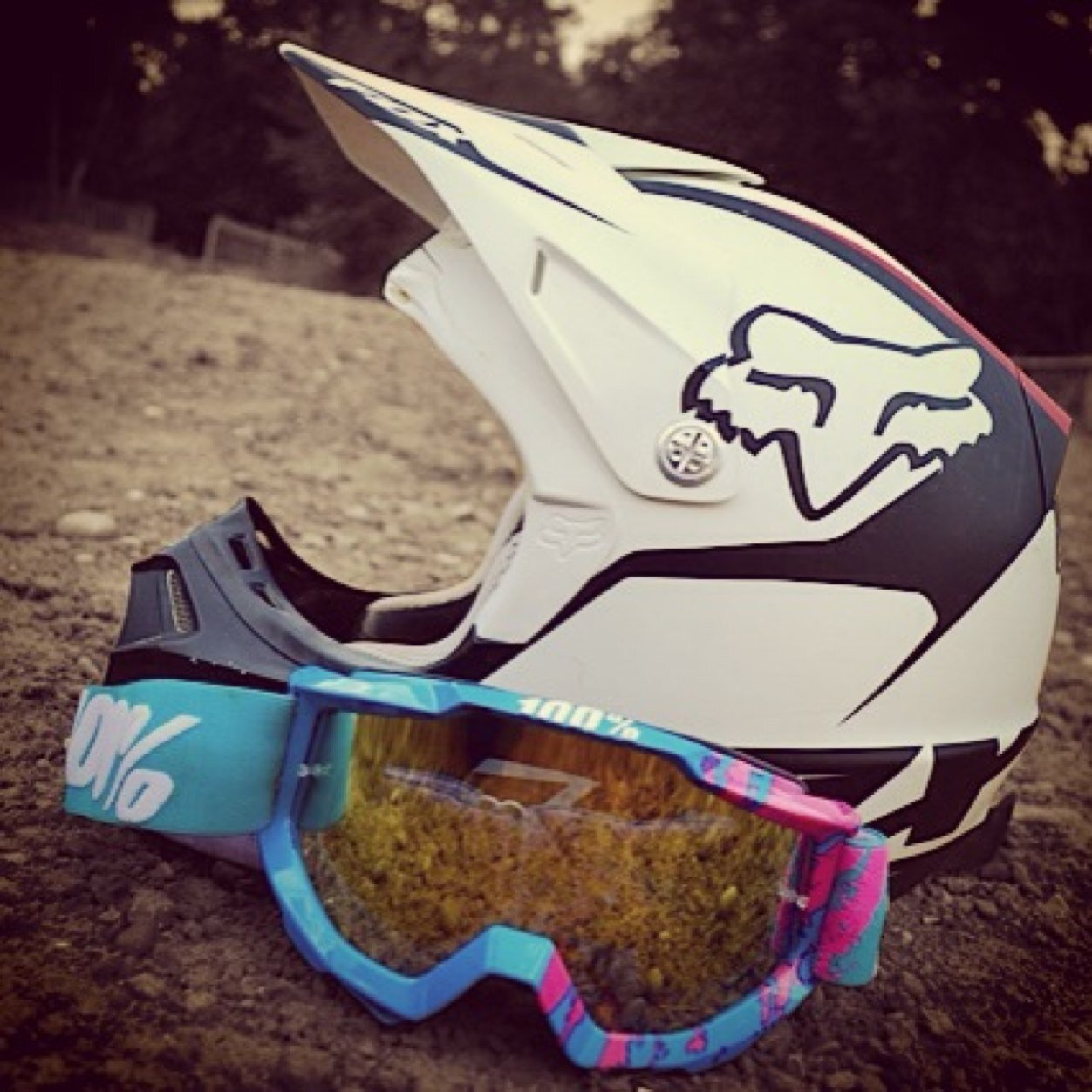 mxgfphotography's profile picture. Photos taken all over East and South East England at practice tracks and MX meetings. Follow me to keep updated Instagram MXGIRLFRIENDPHOTOGRAPHY