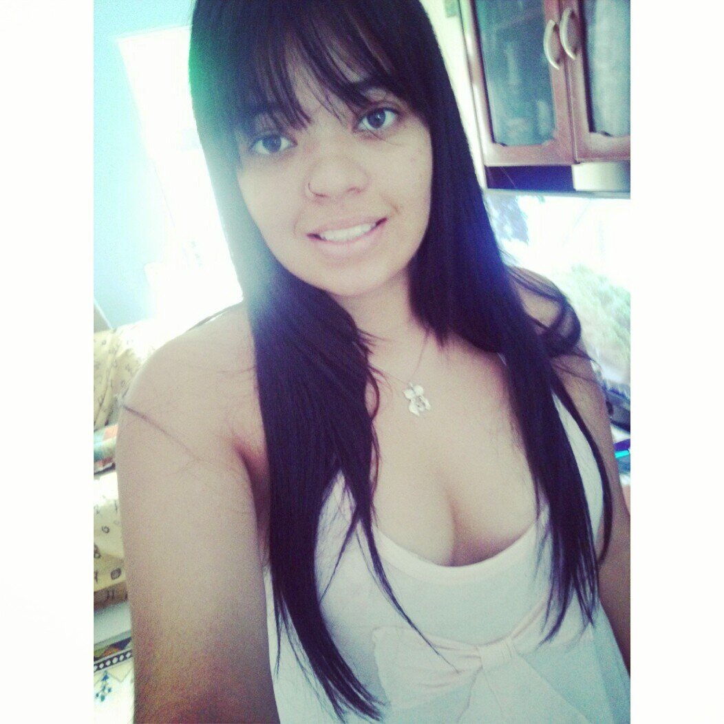 sou quem você nunca vai conseguir ser na vida (y)
    @Phuma19 love 3
