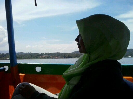 Bersyukur setiap saat atas semua yang Allah berikan|Keluarga segalanya bagiku ^^|sayang aku cuma buat kamu Dede Heri Priyatna always.|