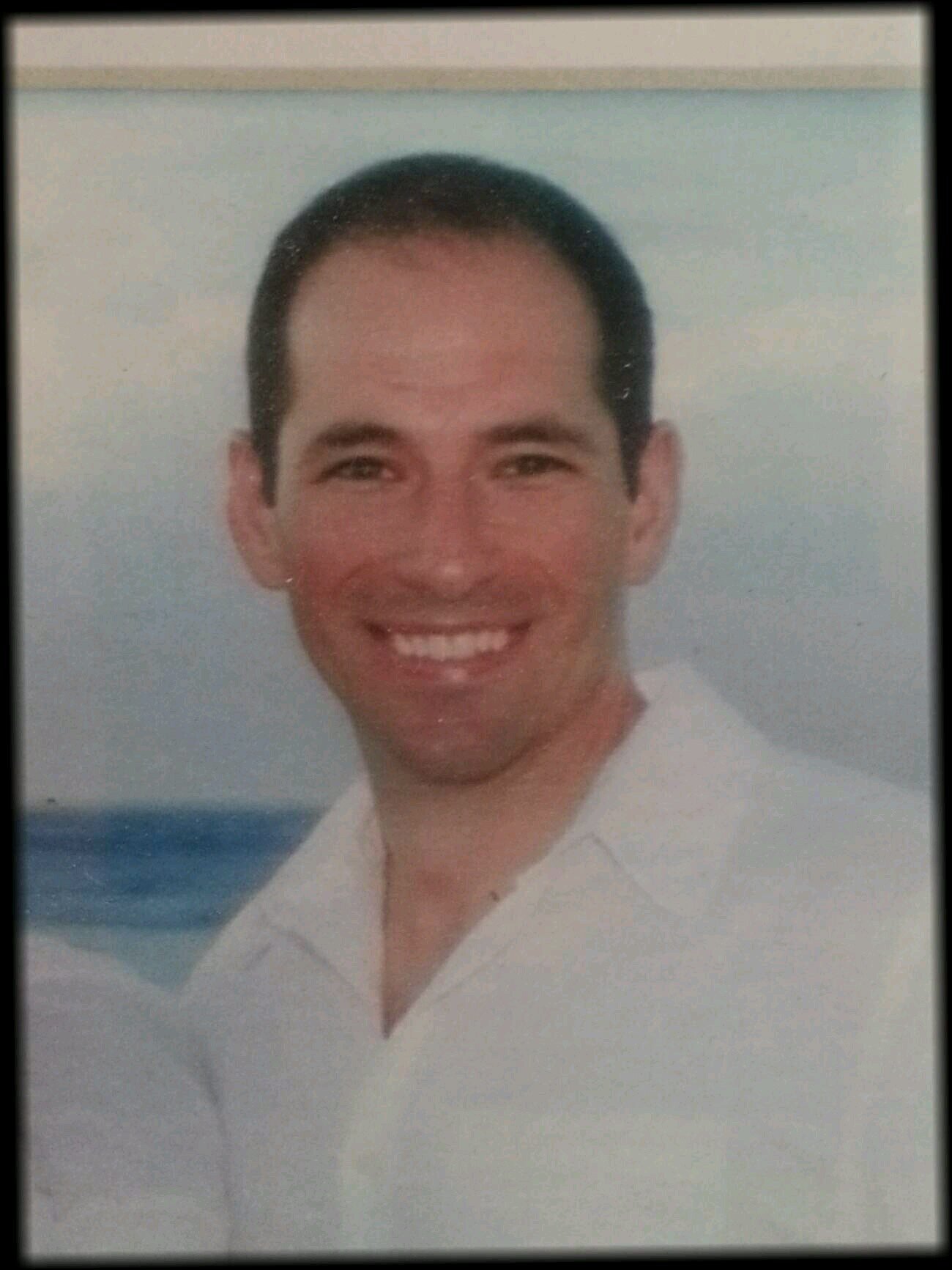 Insurance/Financial Advisor @ The Co-operators (Brad Ambrosi)- I love insurance (I dont understand why either?), #Seahawks fan, squash player, & kids soccer fan