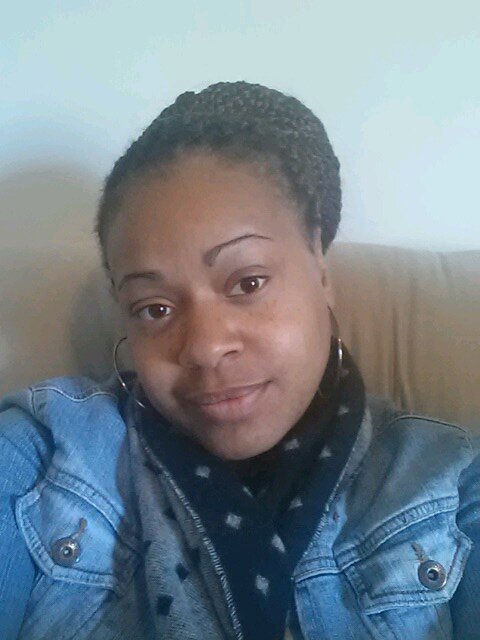 Mother, Singer, LOVER OF CHRIST, Love to sing about Christ, Saved and glad about it.                    *To Know Me Is To Love me*