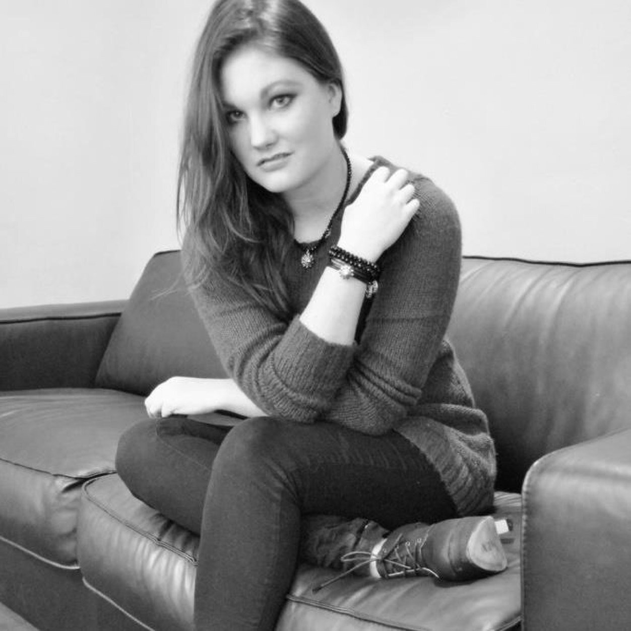 nybro hindu singles Free hindu chat room in all, hindu dating is a pretty exhilarating and fun, plus, you can chat with single women anonymously so. nybro hindu singles Free hindu chat room in all, hindu dating is a pretty exhilarating and fun, plus, you can chat with single women anonymously so.