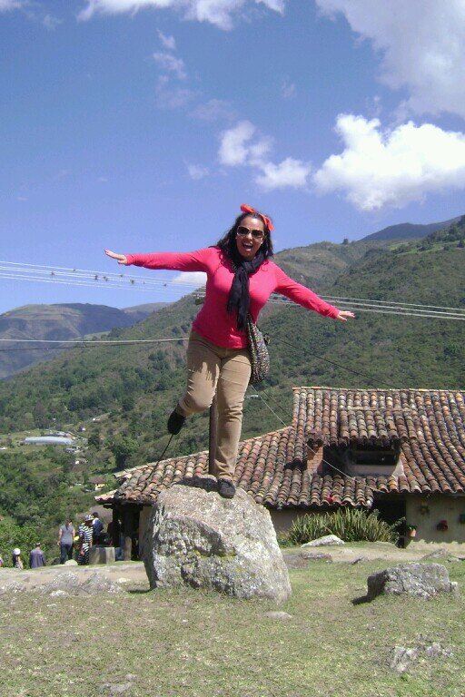 LucyAstudillo's profile picture. Mami de Arturo Javier, Hija, Hermana, Tía, Licenciada en Procesos Gerenciales y Venezolana desde la punta del pie hasta el último cabello!