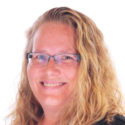 Lizarra's profile picture. @mzarra better half. =) Photographer and love to tear motorcycles apart. Not sure if I like putting them back together yet!