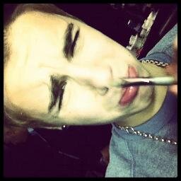 IsOurBiebs7's profile picture. El miedo te hace creer que todo es imposible.  @justinbieber Thanks for the best day of my life 12/11/13♥