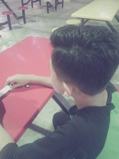 NazeefN's profile picture. nazeefNazri 13 Alor setar