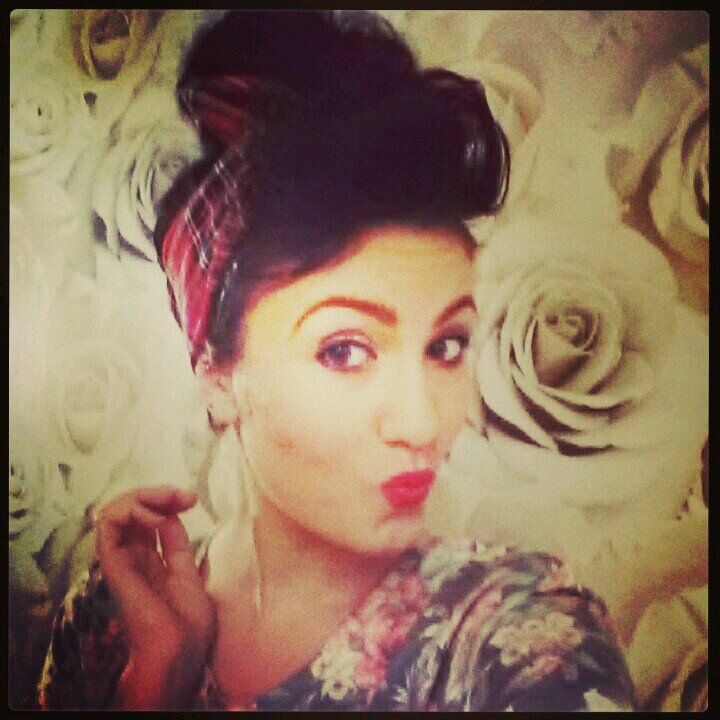 Homerphobe's profile picture. live..laugh..love.