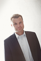 Jag använder för närvarande inte mitt Twitterkonto. Vill du nå mig i sociala medier - försök med Facebook.

Socialdemokrat. Kommunstyrelsens ordförande i Borås.