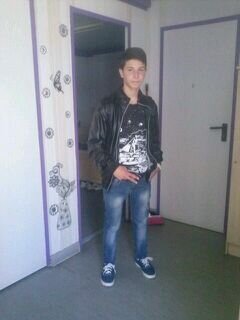 ChicheNieto's profile picture. 