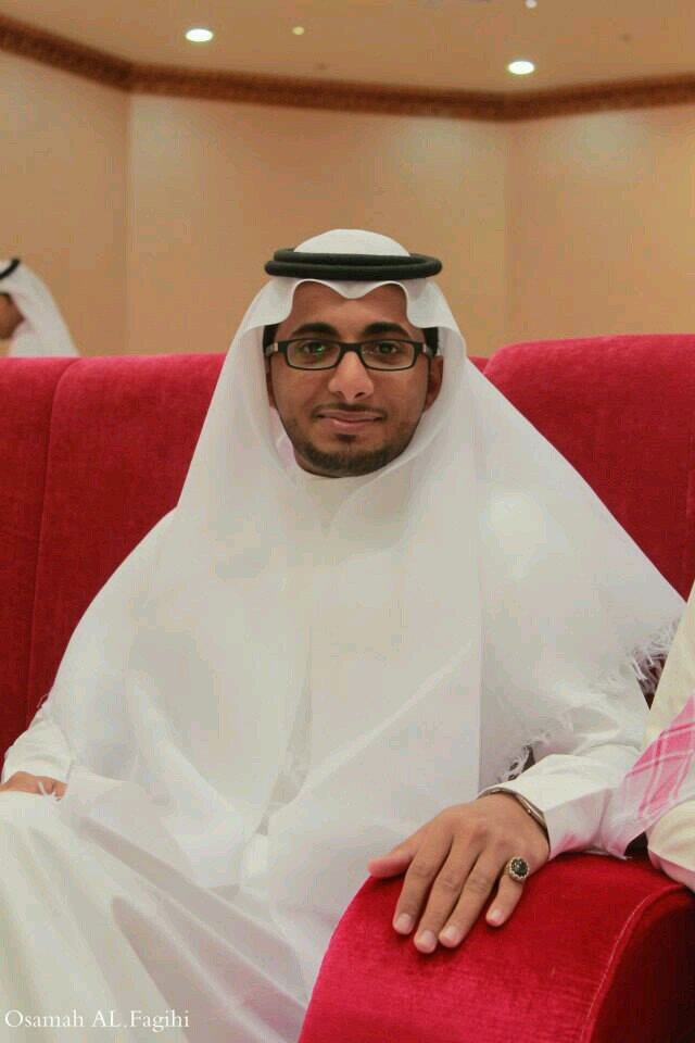 كل ما أكتبه هنا في صفحتي يمثلني شخصياً. 
 فضلاً إقرأ ما يعجبك و إترك مالا يعجبك .