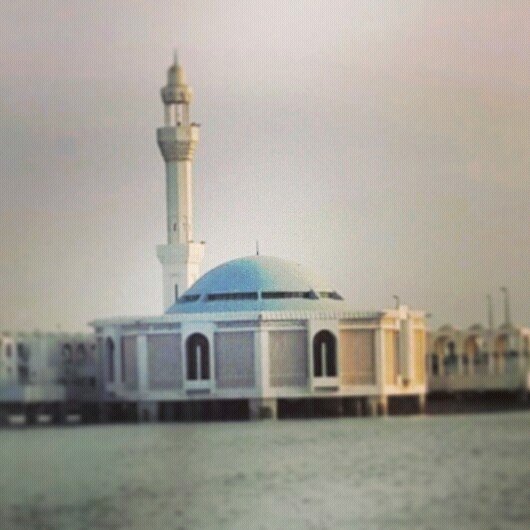 اعمل في دنيتك لتعمل لأخرتك . حسابي حقيقي: @hadeel_1234