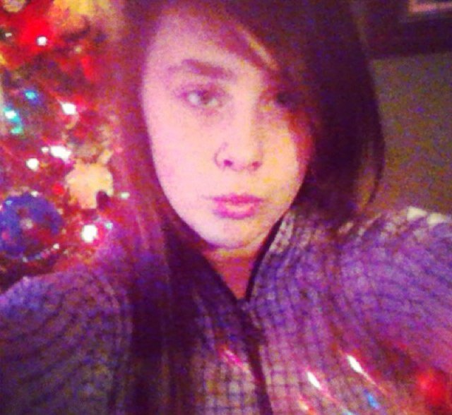 Teen, has a strange YouTuber addiction, usually lives life to the fullest cause yolo... 25% normal :b