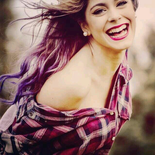 nadia200428's profile picture. Amo a @TiniStoessel es la mejor te quiero Tini