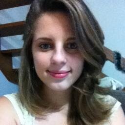 '' Essas alegrias violentas tem fins violentos, falecendo no triunfo, como fogo e pouvora que num só beijo se consomem!'' Willian Shakespeare Romeu e Julieta 3