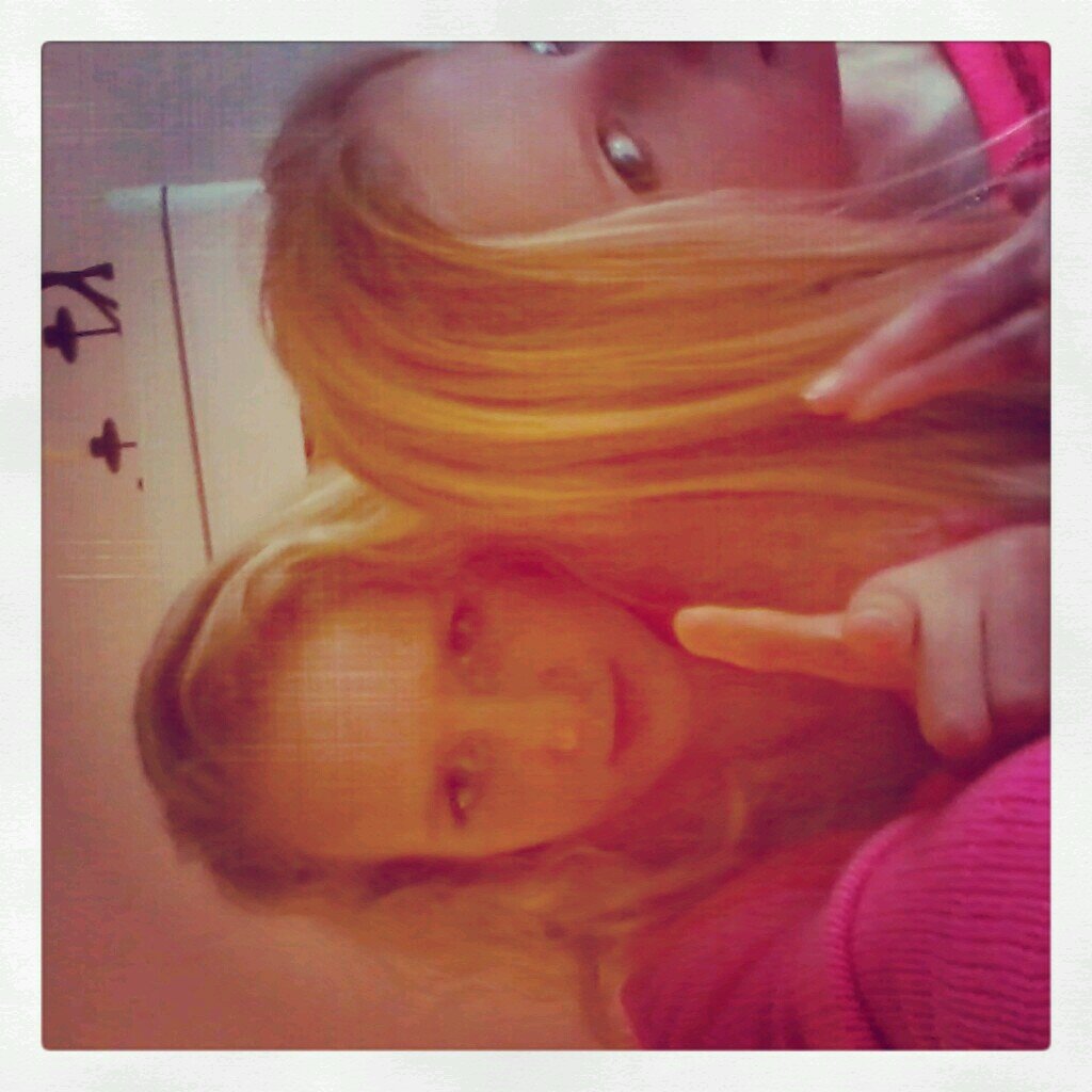 me tweelingzussiee, sabine, rianne, simone, moppzz! rakertje!