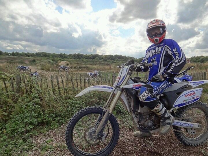 robcook73's profile picture. into mountain biking, road cycling,snowboarding,motorcycle racing. like to get up late on a weekend!