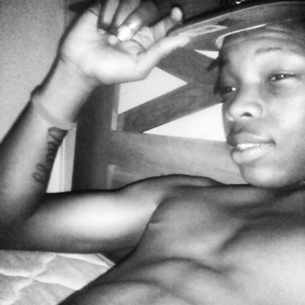 Kickin' shit w/ @bvsed__baddie . Follow her ! & follow mee . Yaas, this me making your bio ☝️