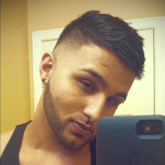 Sky_sE's profile picture. Pictures worth a thousand words, so why make a bio'