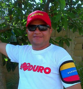 Músico , nómina del MPPPE, Jefe de UBCH, Vocero comité Finanzas c/c Victoria Comunal, comunicador CLAP , militante del PSUV y 100% defensor de esta Revolución,.