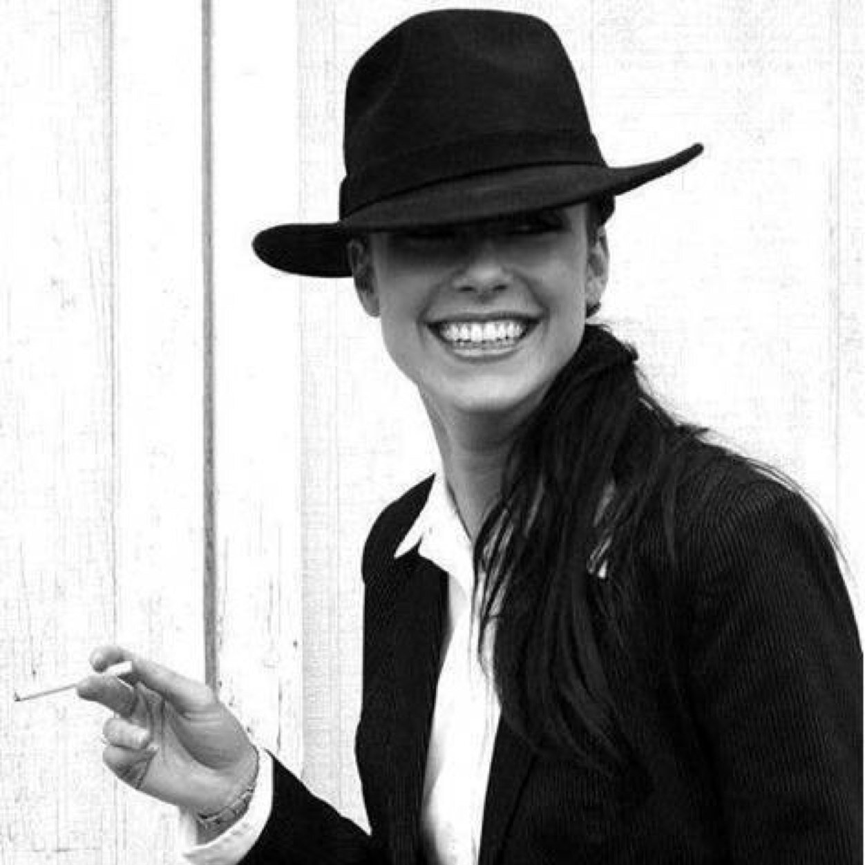 Amazing Quotes, Goreous Music and Beautiful Pics