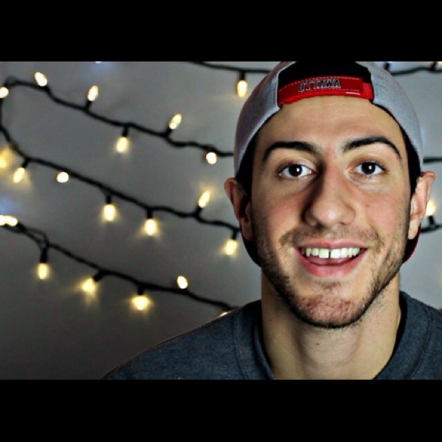 Hi! I'm Jad | YouTuber | Certified Tall Boy | Canadian