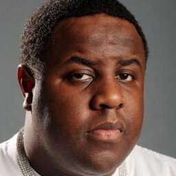 Paul1231213's profile picture. I play fifa and shit