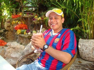 Omaro76's profile picture. México no es el gobierno... los Mexicanos somos mucho mas que eso!!! Lean para que se cultiven!!! Hagan deporte para que se sientan bien. Tomen vino pa celebrar