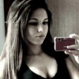 Carlinha :3 17 aninhos