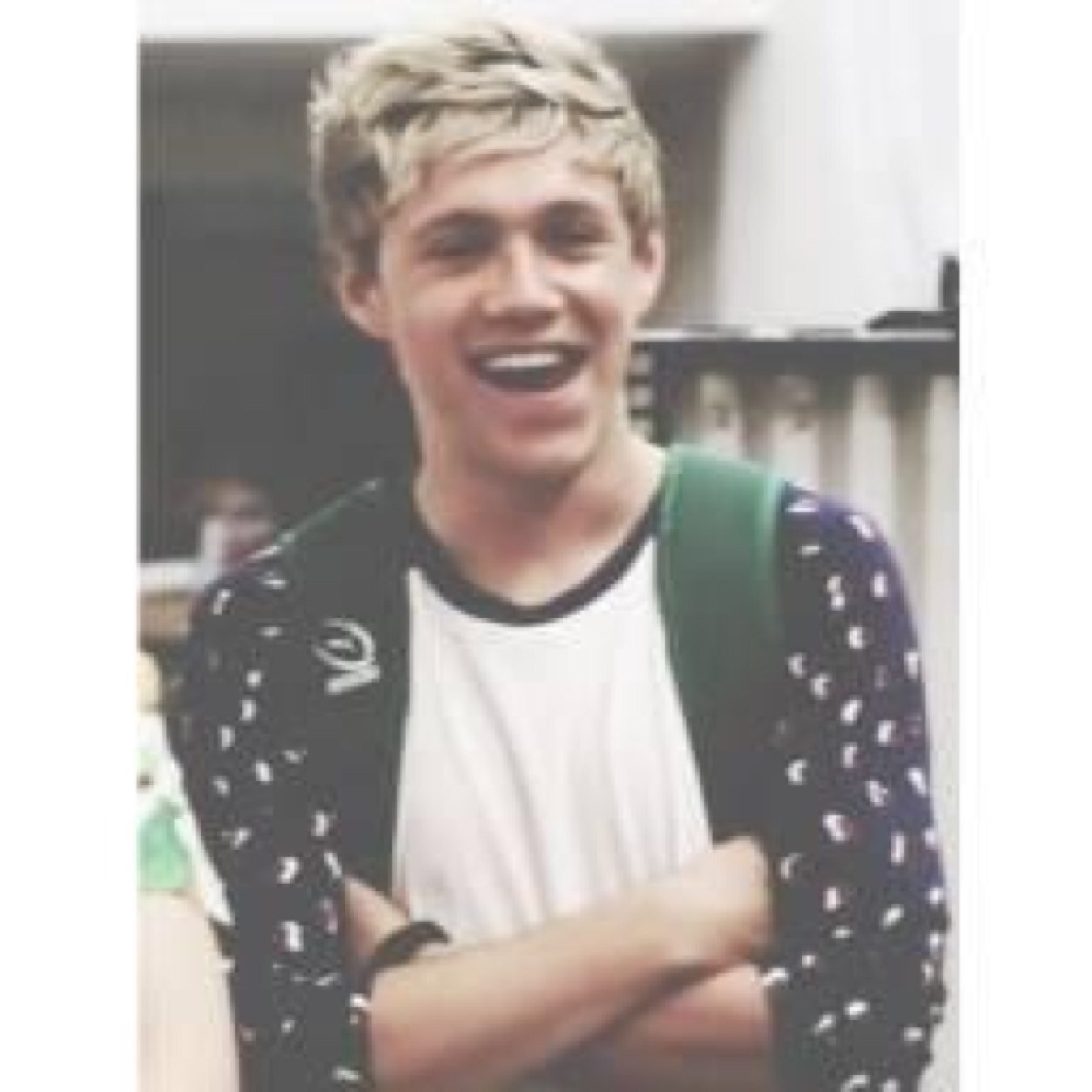 heIlonarry's profile picture. hey gorgeous! hope you're having a wonderful day :) @whitegoldharry gave you a free follow, so could you follow her in return? she follows back! ilysm xx