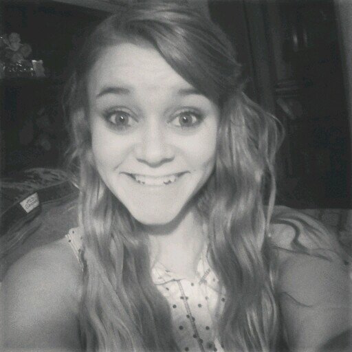 KatieLynnTaylor(: #15 #latta high #freshmen(: #follows back♥