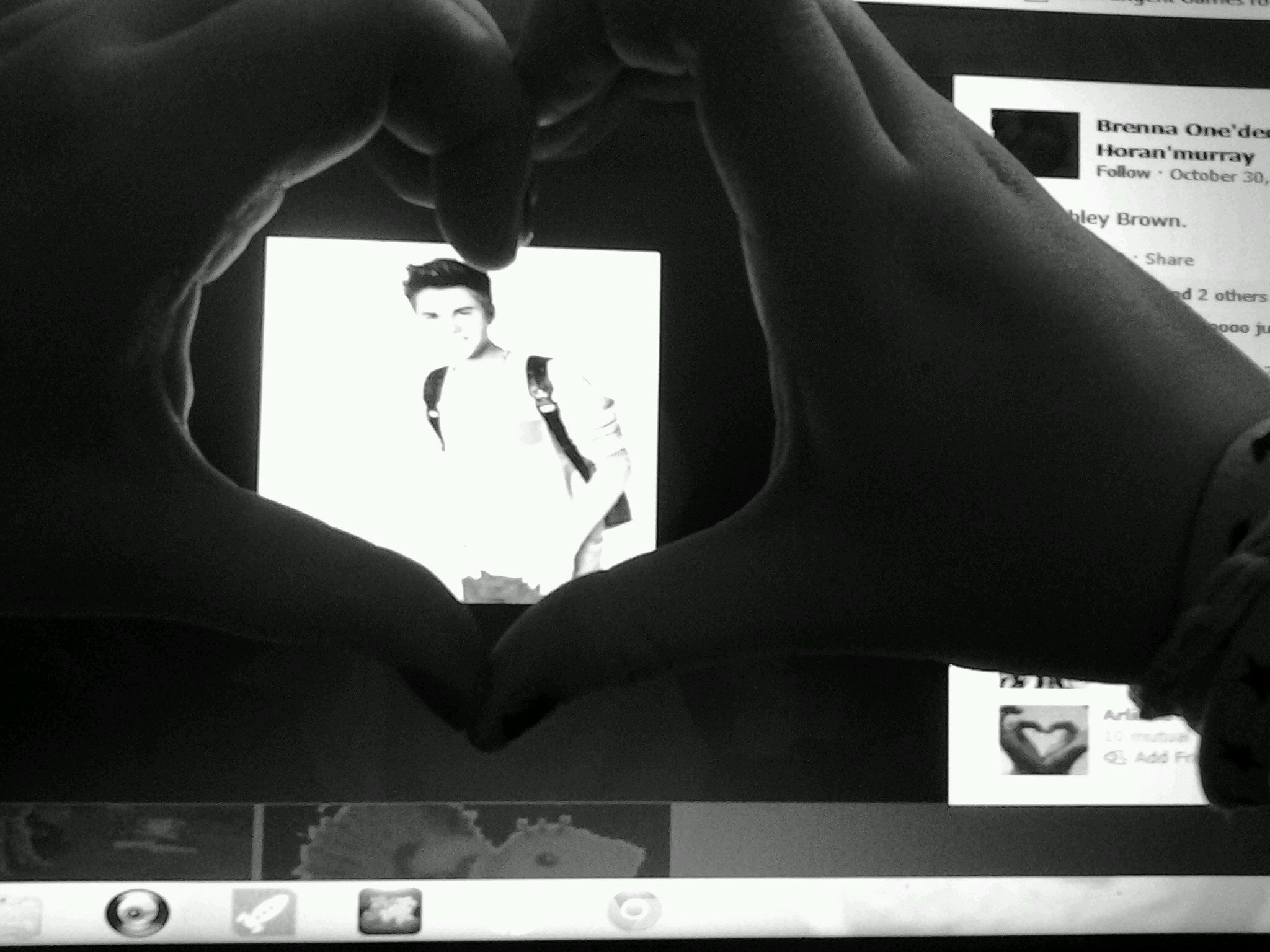 love JUSTIN BIEBER ,NASH , CAMERON ,BRENT,shawn I LOVE THEM 3