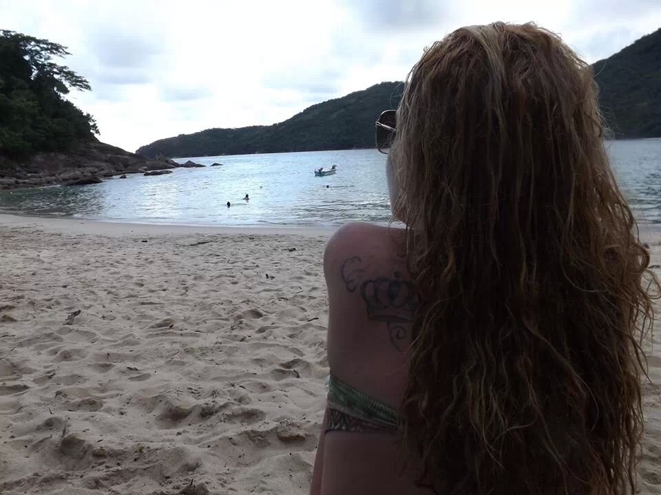 E sem mais, eu nasci e aqui estou..