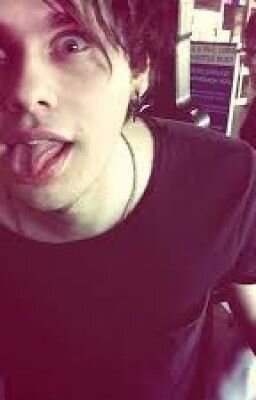 Your so perfect and worth it ily!! Go follow @BritishHipsta