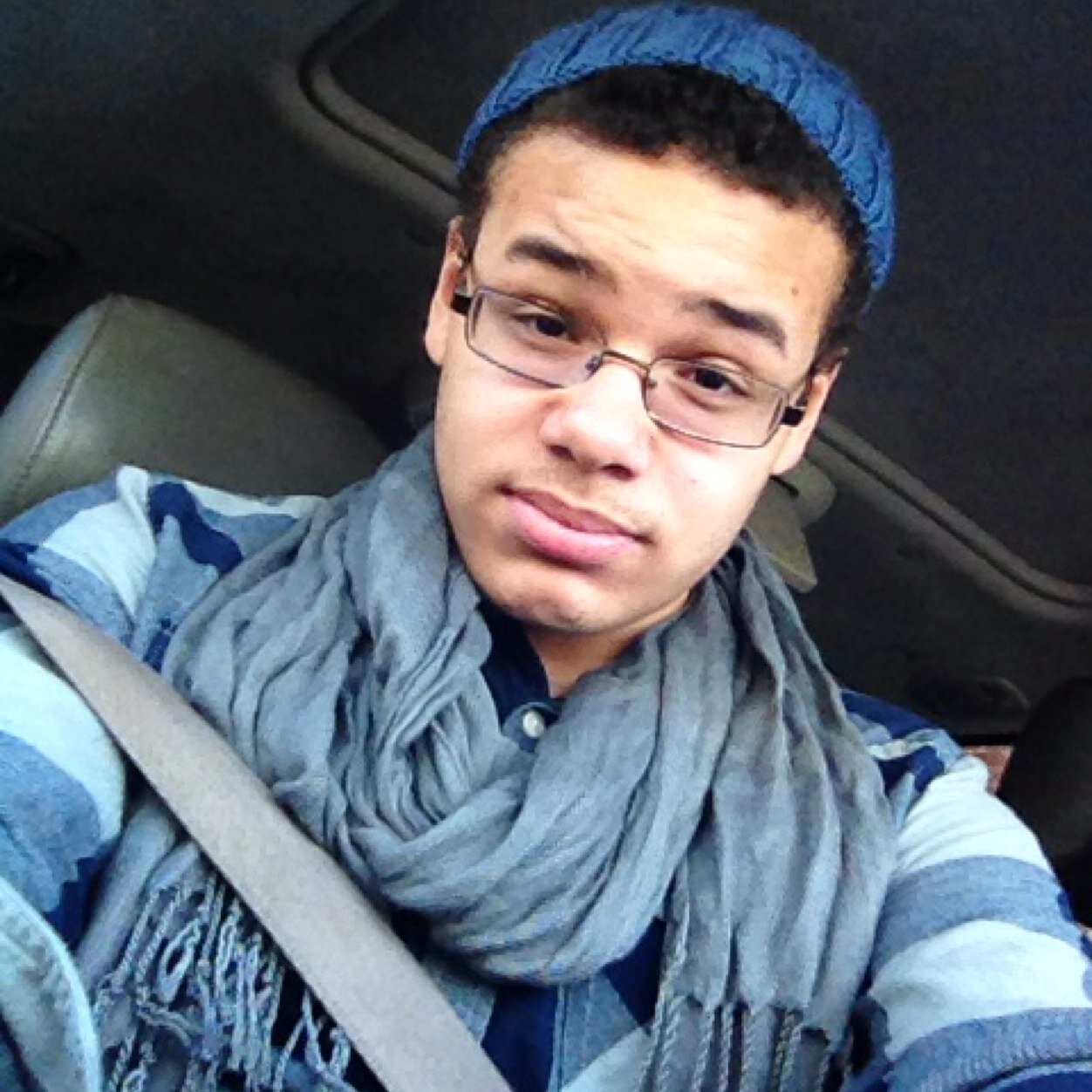 bewe209's profile picture. IN A FUCKING RELATIONSHIP