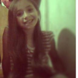 Hola soy Luci
Bailo folclore y me gusta ganar en todo aveces jaja Quiero mucho a mis amigas :)