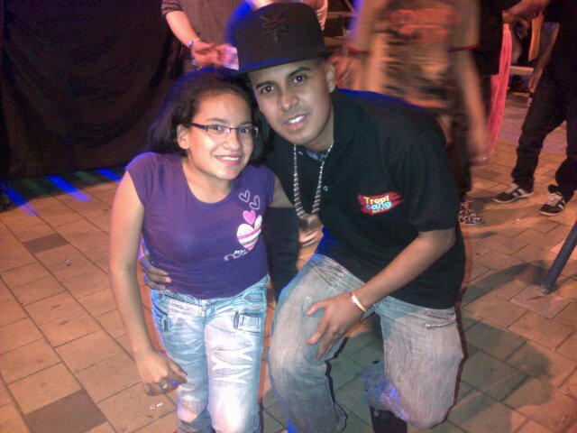 Me encanta  música♬♬
