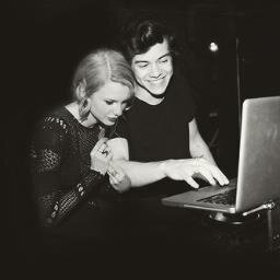 Taylor Swift and Harry Styles brief romance ruined my life and now I cry over it everyday.