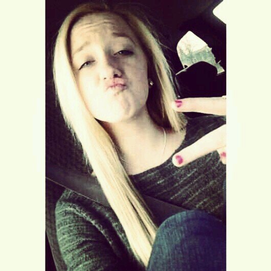 im a boss ass bitch✌ i follow everyone who follows me♥