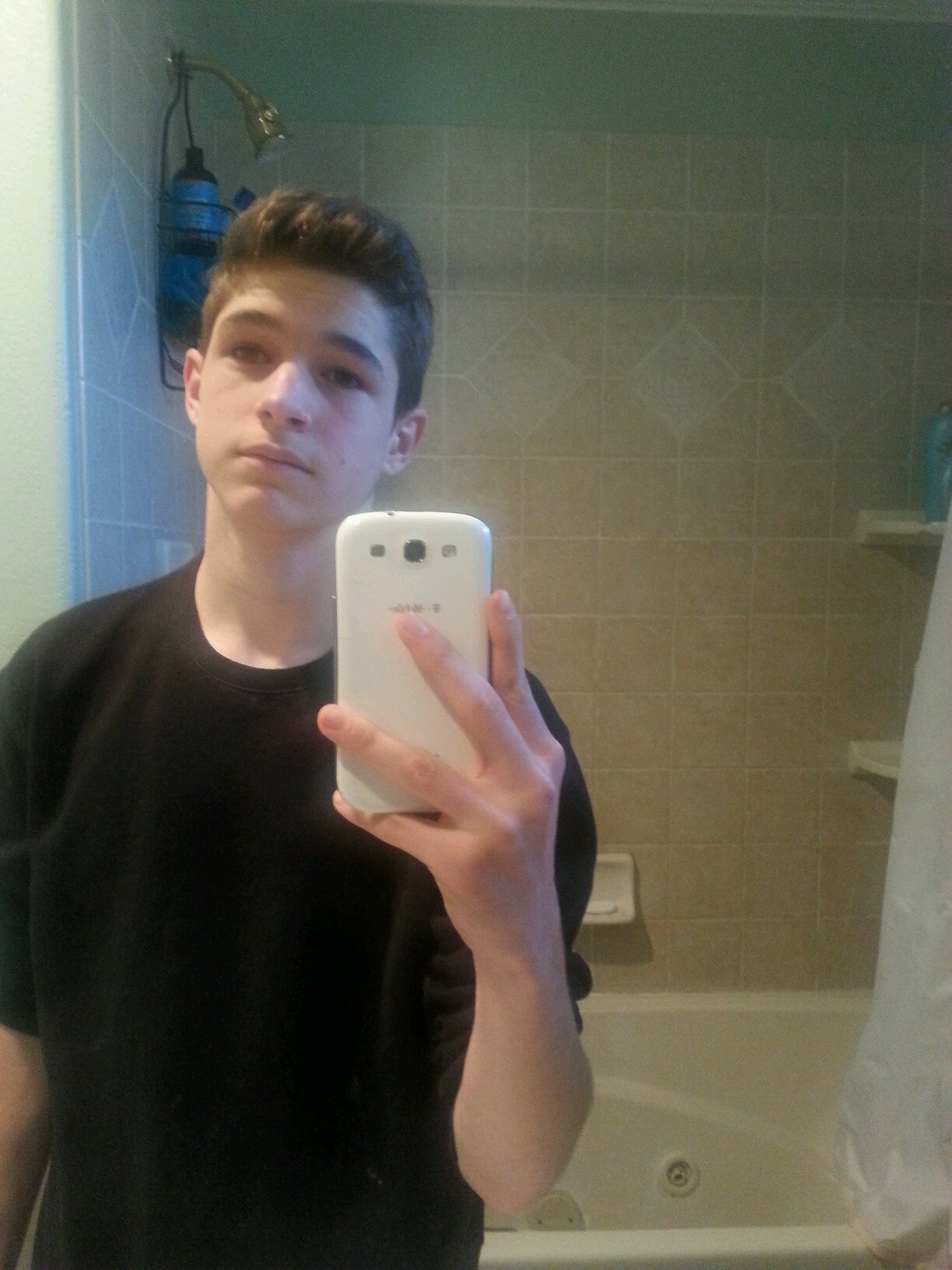 bevilleu's profile picture. Competitive Call of Duty player for @MutinyYouth      Vallejo CA Gamertag:mBenjii