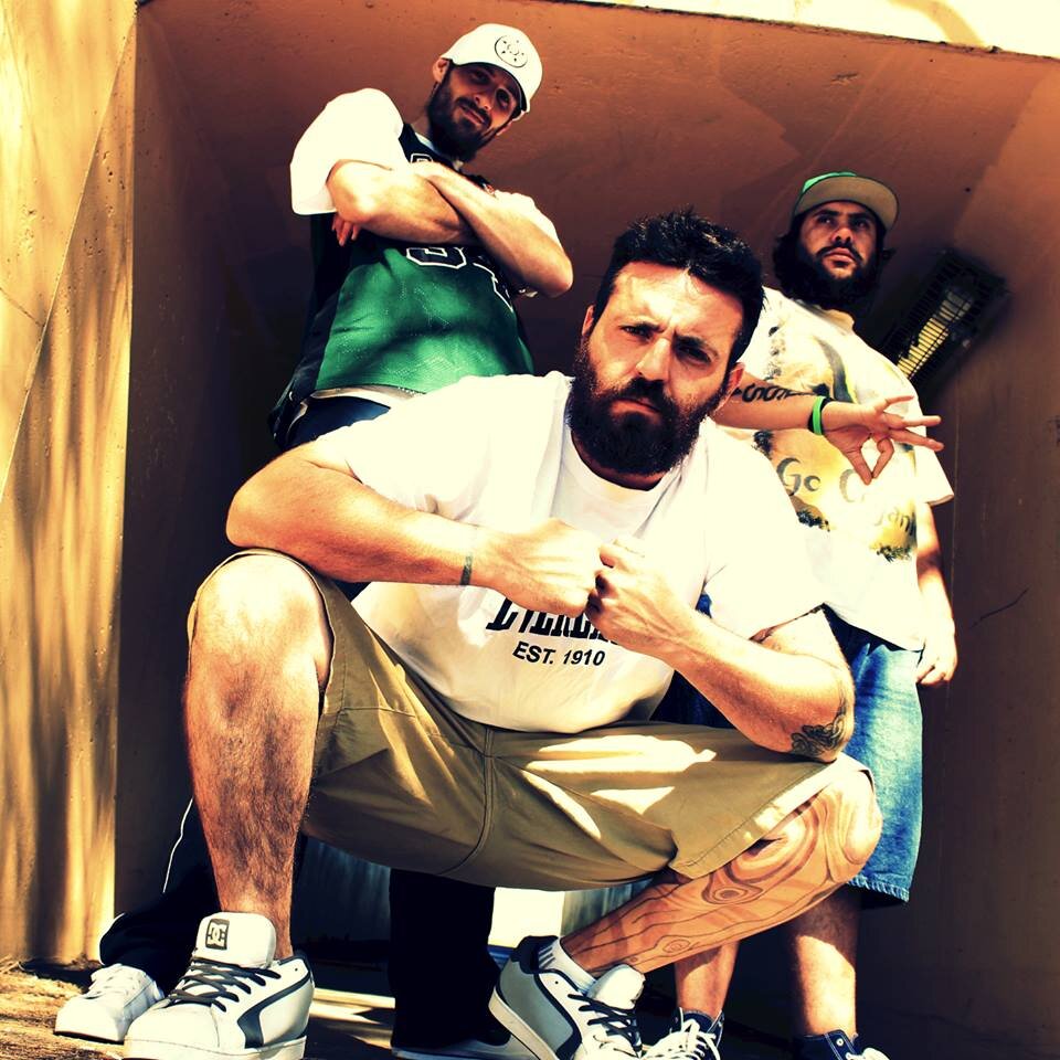 Irrelevant Produktionz presents Rytoz Reign.
Underground Hip Hop, Life South of the River.
Keep it Real, Keep it Raw.
http://t.co/ACOIc4qNXp