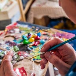 bettineum's profile picture. 