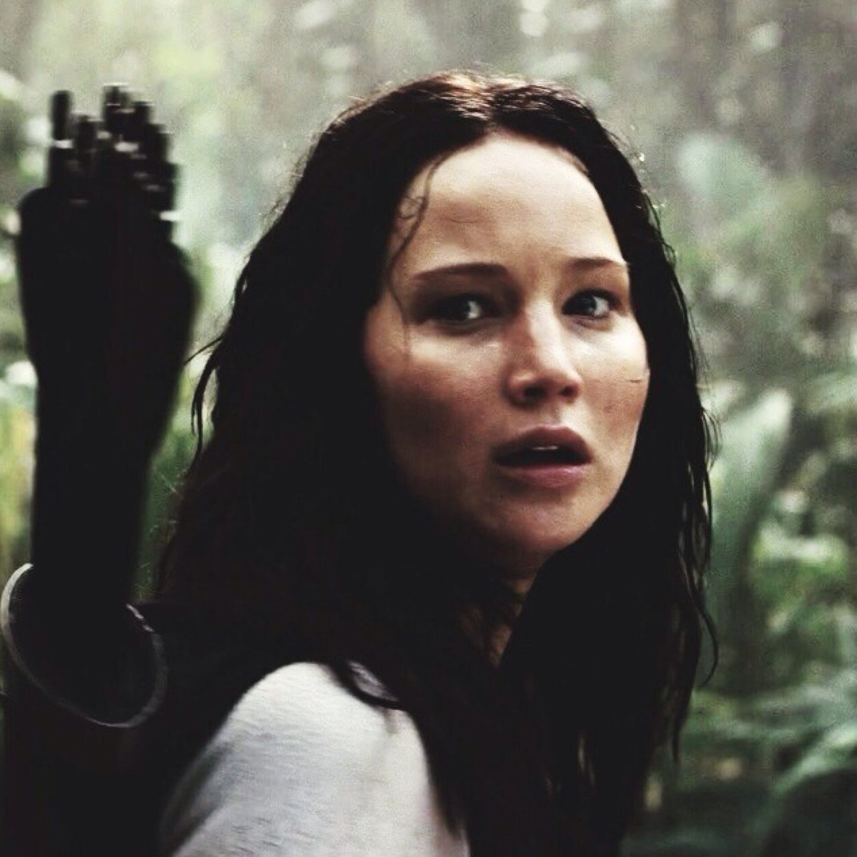free follow // GO FOLLOW @emotionallyjen PLEASE BABIES