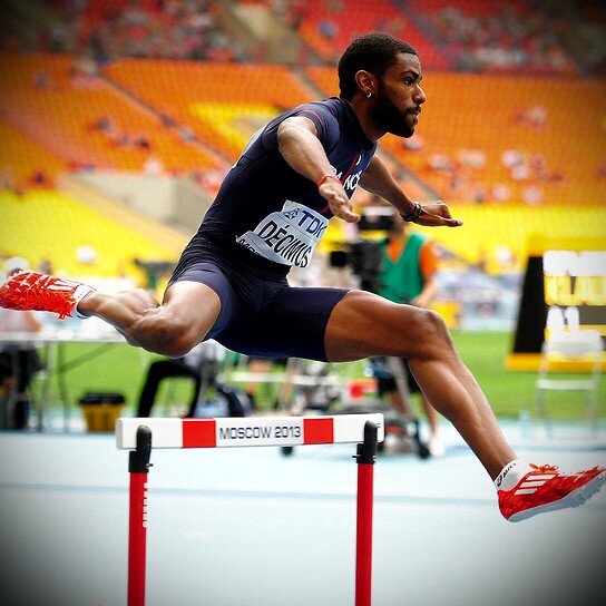 DessDess91's profile picture. Athlète français spécialiste du 400m haies [RP: 4952] (Champion de FRANCE 2013). Entraîné par Boris LE HELLOCO au club Athlé91. #ESSONNE #Athlé91