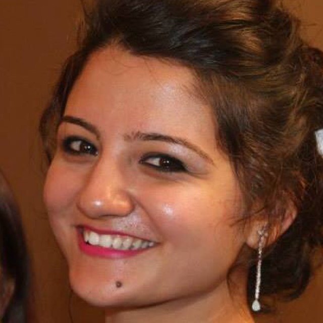 Bangalorean by birth, himachali by blood and drama queen from heart :*