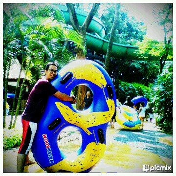 BUZZ !!