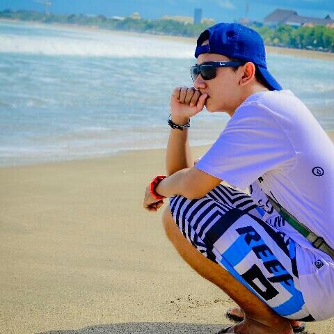 RyoSingke's profile picture. touchdown @batu